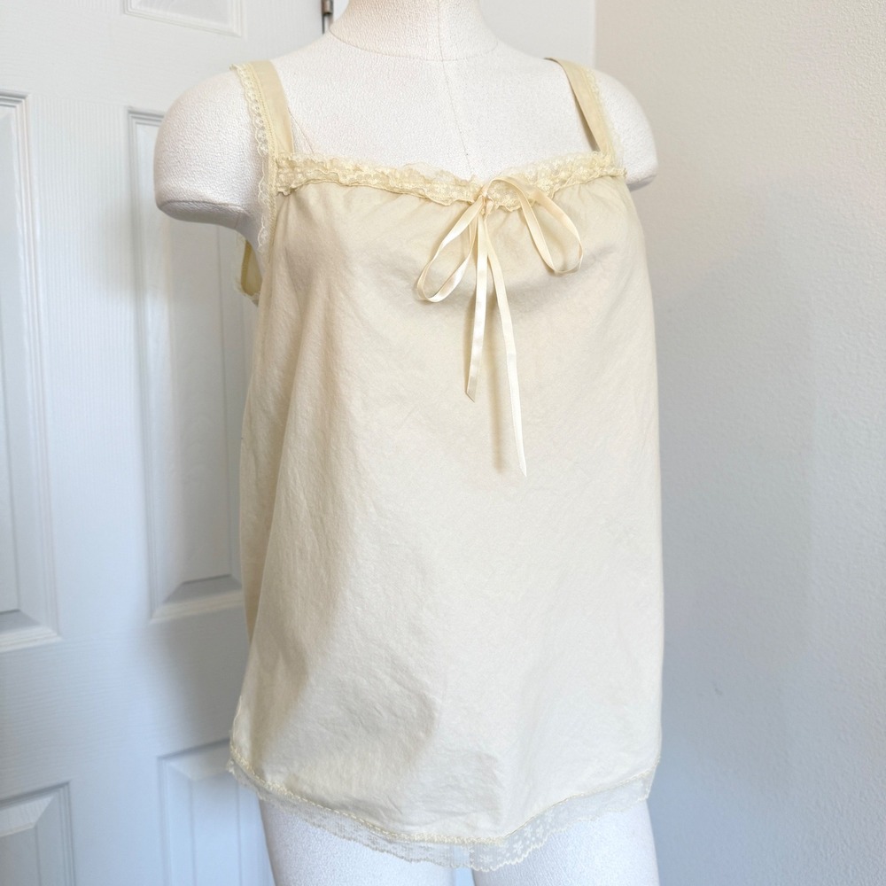 Brandy Melville Cream Cotton Lace Trim Bow Cami Tank Top One Size fits M-L